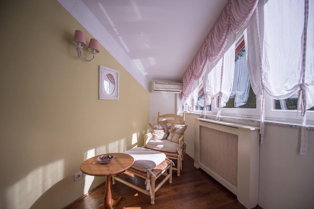 Guesthouse Trajbar Team Zaprešić Oda fotoğraf